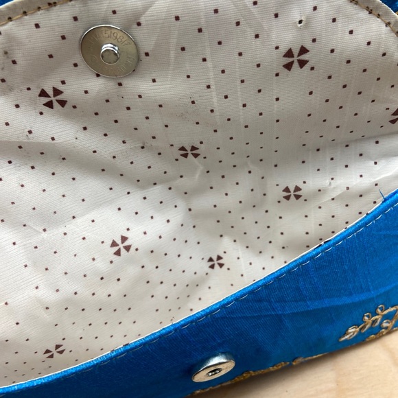 Ornate  Wallet - Picture 3 of 3